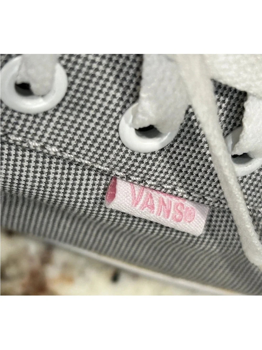 Vans Women's 11 Gray Canvas Lace Up Sneakers Pink Sole Low Top Atwood Skater Sho